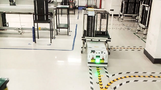 Intralogisticsのバイの高い積載量の方向トンネルAGVによって自動化される導かれた車のロボット